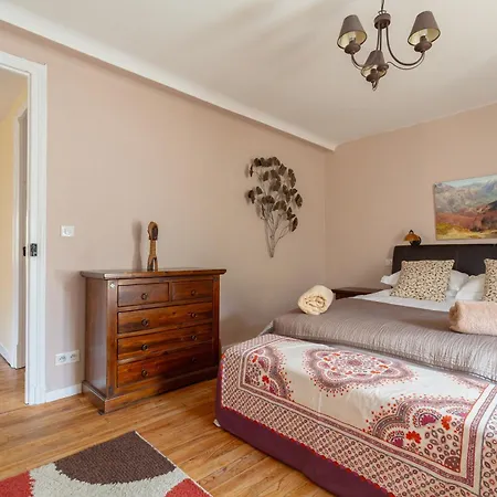 La Petite Maison Des Montagnes